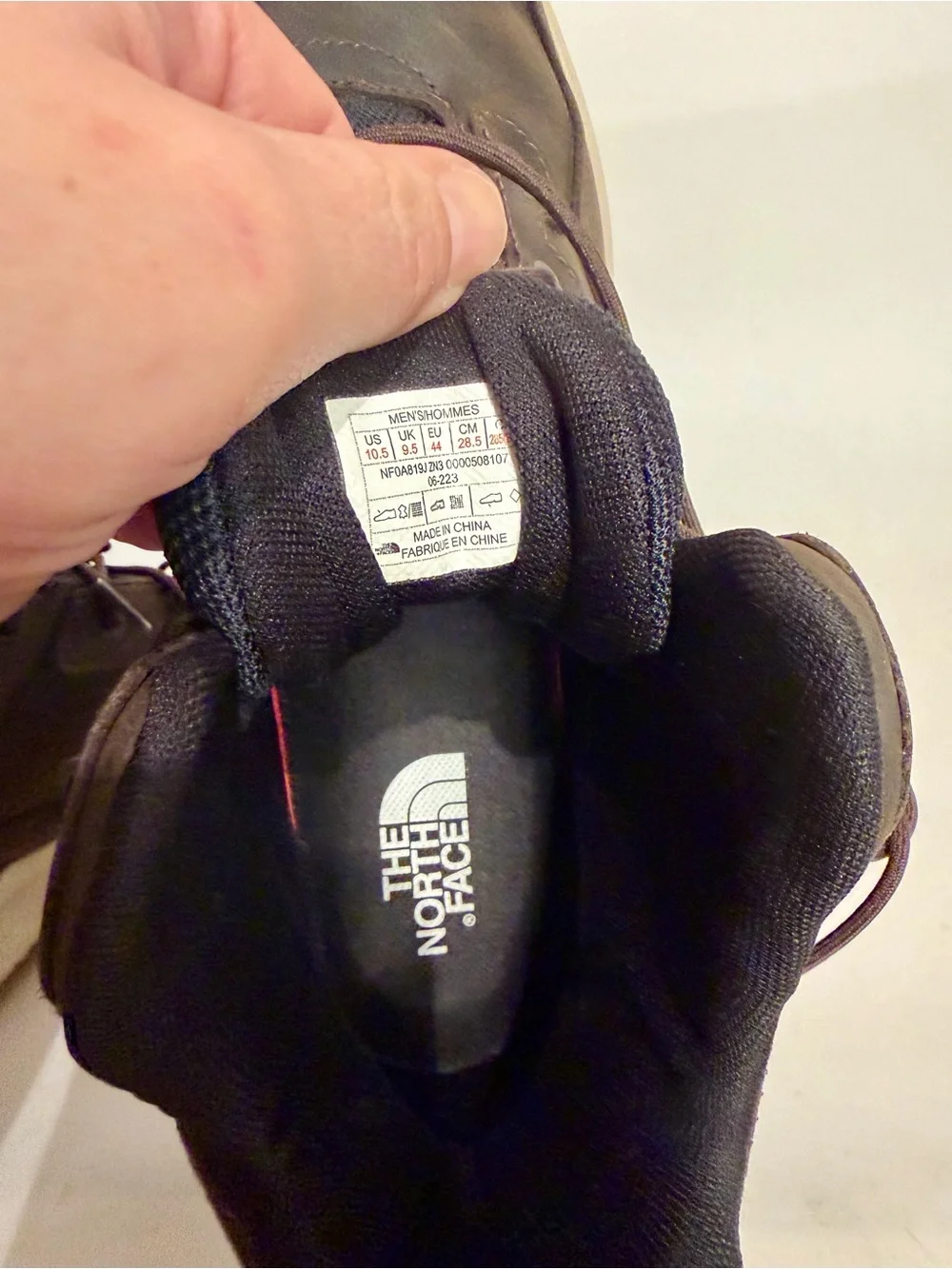 The North Face Men's Vals II Mid Leather Waterproof Boots Black Size 10.5